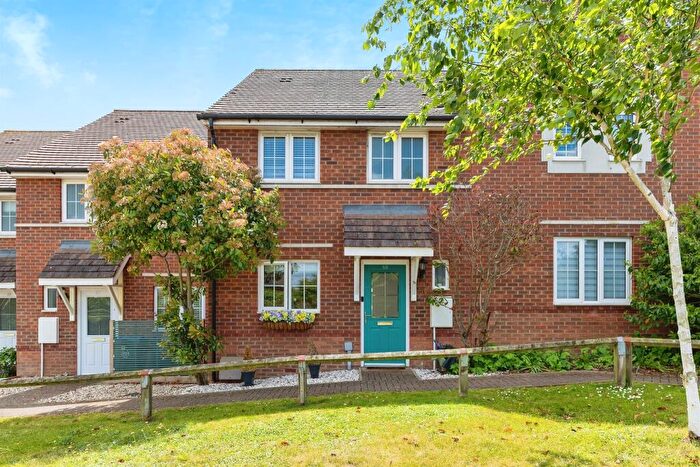 3 Bedroom Terraced House For Sale In Station Road, Watton At Stone, Hertford, SG14
