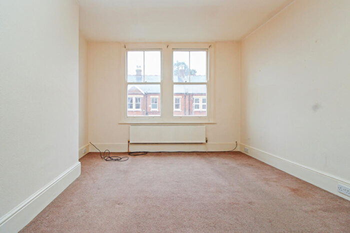 2 Bedroom Flat For Sale In Downs Park, Herne Bay, Kent, CT6