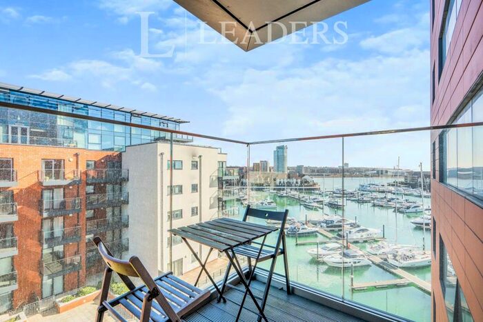 2 Bedroom Flat To Rent In The Hawkins Tower, Ocean Village, SO14