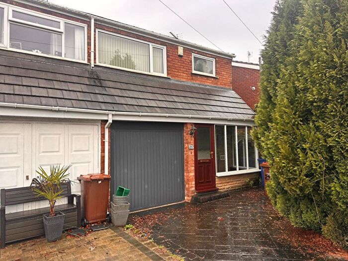 3 Bedroom Semi Detached House For Sale In Longford Road, Cannock, WS11