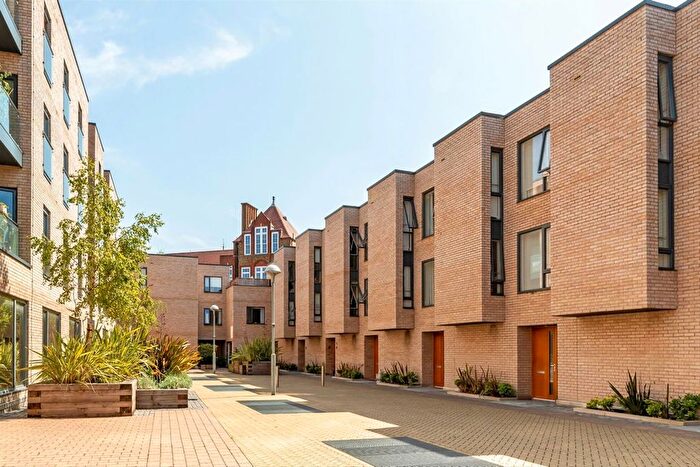 3 Bedroom Terraced House To Rent In Vinery Way, Brackenbury Village, Hammersmith, W6