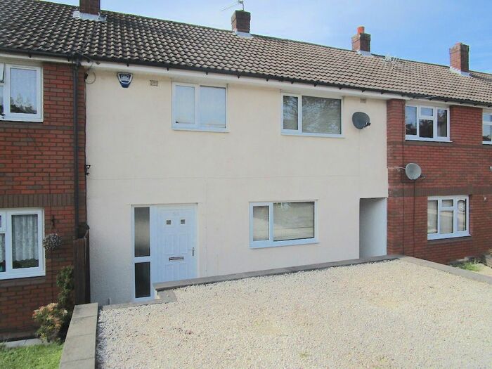 3 Bedroom Terraced House To Rent In Wychbury Road, Stourbridge, DY9