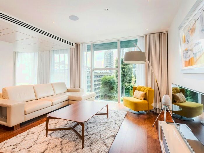 3 Bedroom Flat To Rent In The Heron, Moor Lane, EC2Y