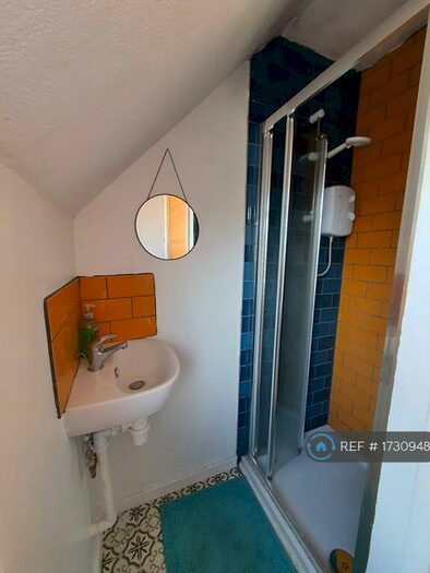 1 Bedroom Flat To Rent In Wiltie Gardens, Folkestone, CT19