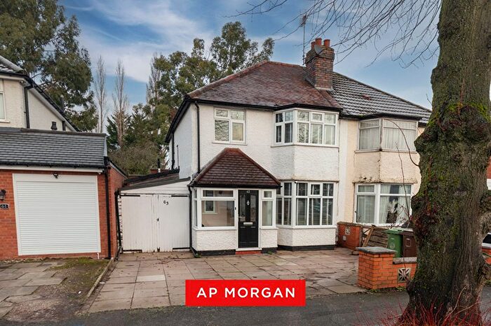 3 Bedroom Semi Detached House For Sale In Stanway Road, Shirley, Solihull, West Midlands, B90