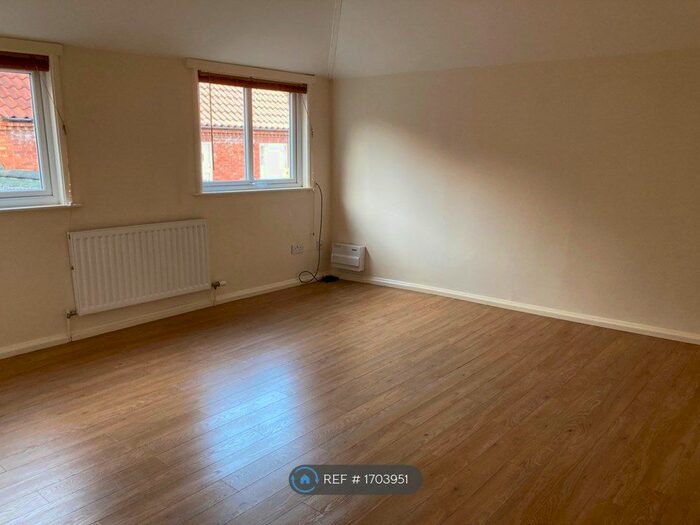 1 Bedroom Flat To Rent In @Studio, Louth, LN11