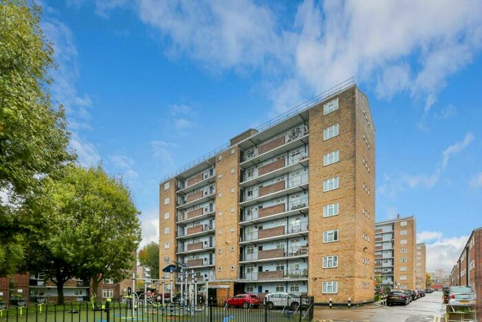 2 Bedroom Flat To Rent In Lansdown House, Denmark Road, London, SE5