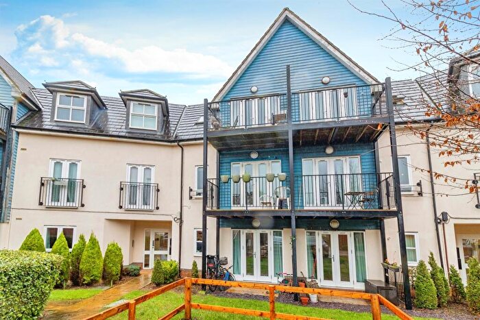 2 Bedroom Apartment For Sale In Tyhurst, Middleton, Milton Keynes, MK10