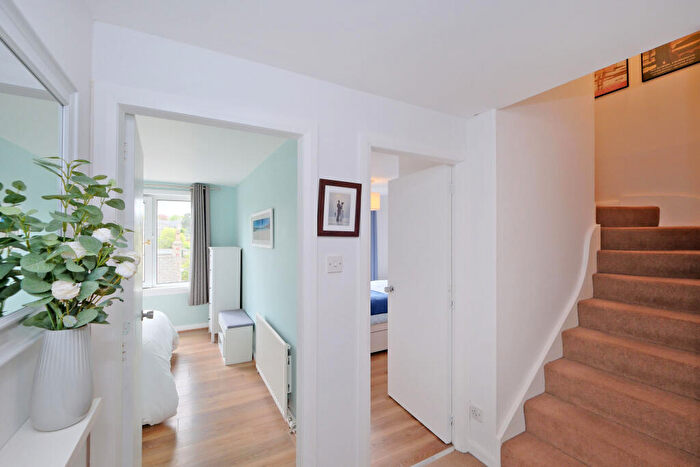 3 Bedroom Flat For Sale In Westburn Road, Rosemount, Aberdeen, AB25