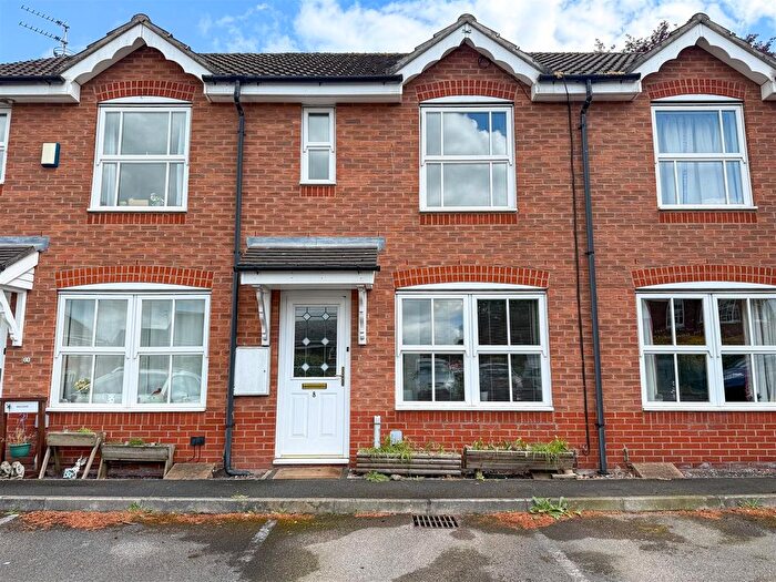 2 Bedroom Property For Sale In Obelisk Way, Congleton, CW12