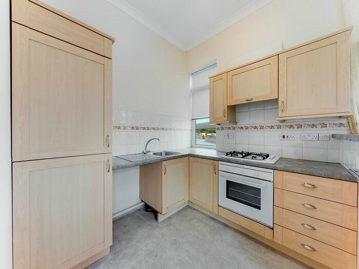 1 Bedroom Flat To Rent In Ilbert Road, Kingsbridge, TQ7