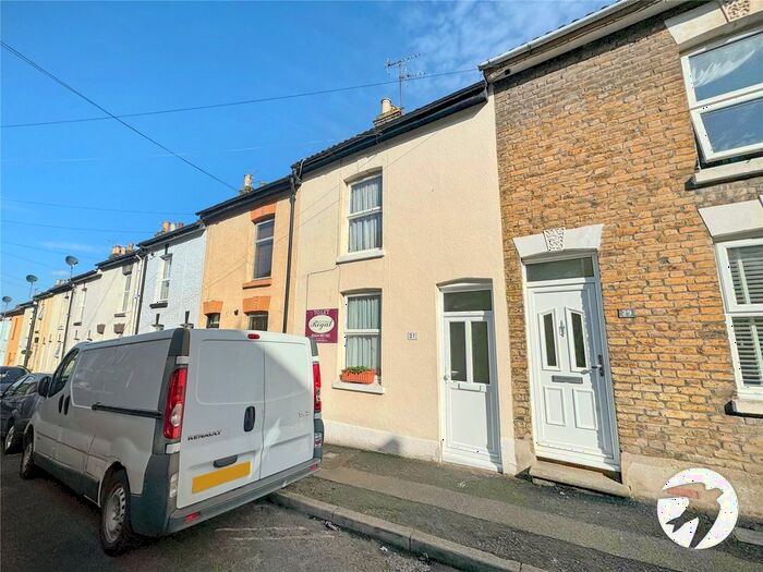 2 Bedroom Terraced House To Rent In Richard Street, Rochester, Kent, ME1