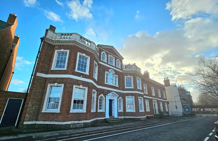 1 Bedroom Flat To Rent In Holland House, Spalding, PE11