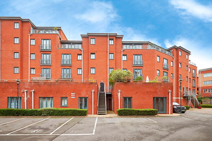 2 Bedroom Apartment To Rent In Q Apartments, B3