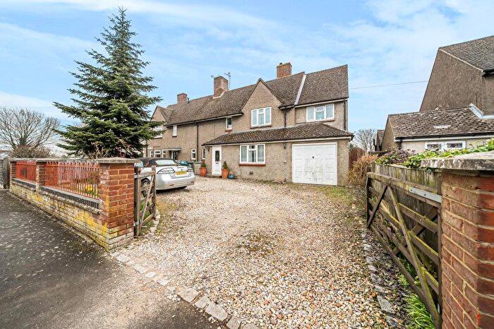 4 Bedroom Semi Detached House For Sale In Haddenham, Buckinghamshire, HP17