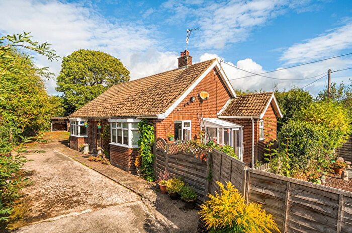 2 Bedroom Bungalow For Sale In Geuffordd, Guilsfield, Welshpool, Powys, SY21