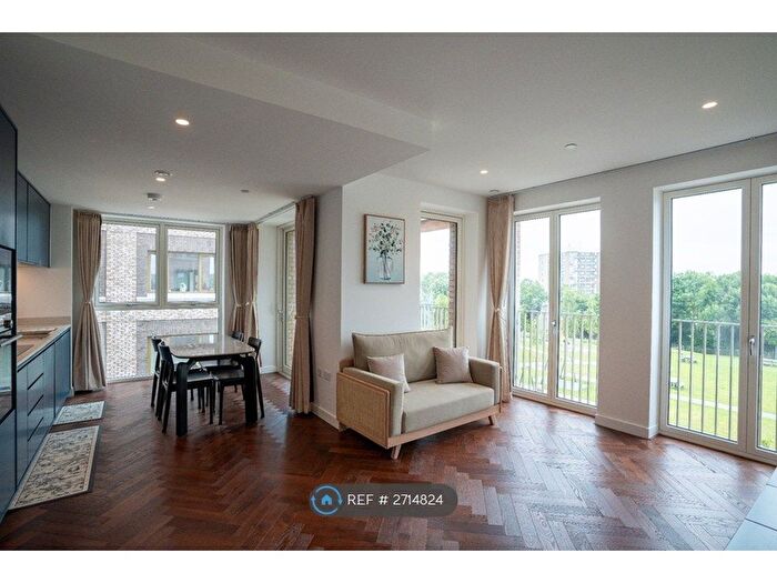 2 Bedroom Flat To Rent In Ribbon Lane, London, NW2