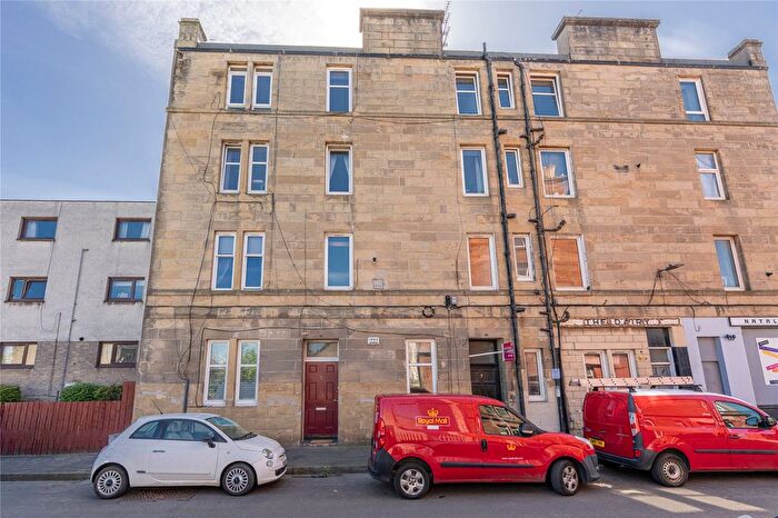 2 Bedroom Flat For Sale In Blackie Road, Edinburgh, EH6