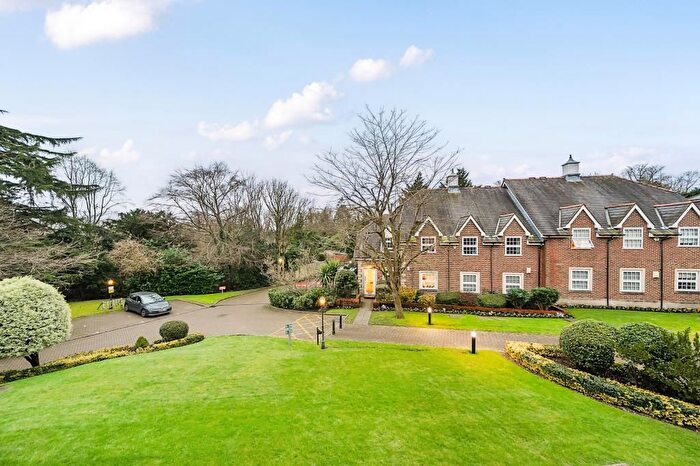 2 Bedroom Flat To Rent In Stanmore, Harrow, HA7