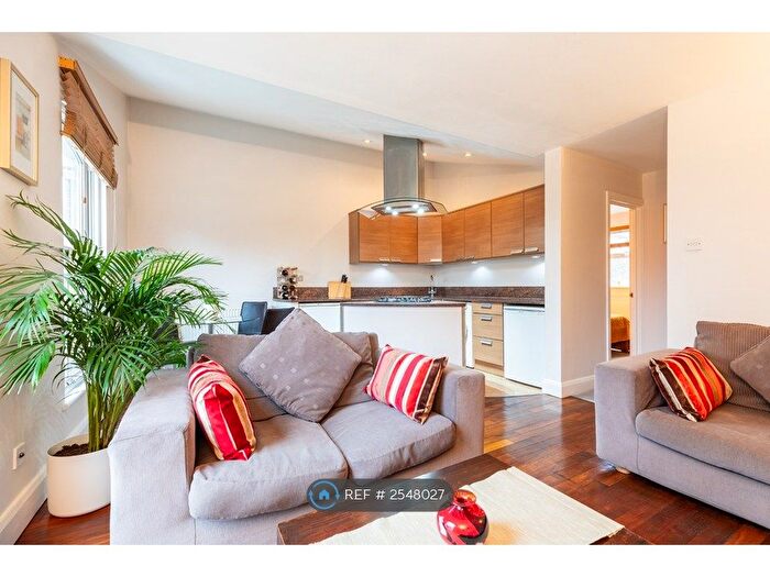 2 Bedroom Flat To Rent In Kennington Lane, London, SE11