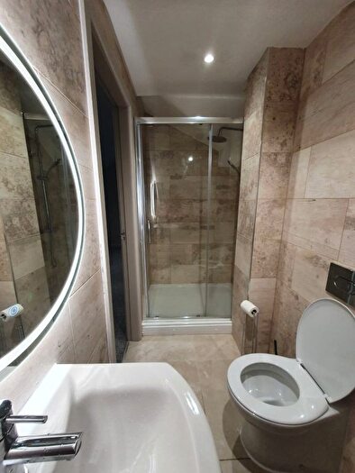 Studio To Rent In Albert Road, Tamworth, B79