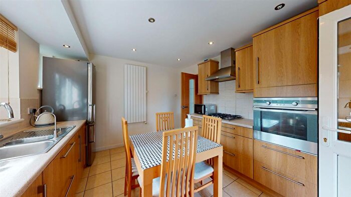 2 Bedroom Bungalow For Sale In St. James Avenue, Broadstairs, CT10