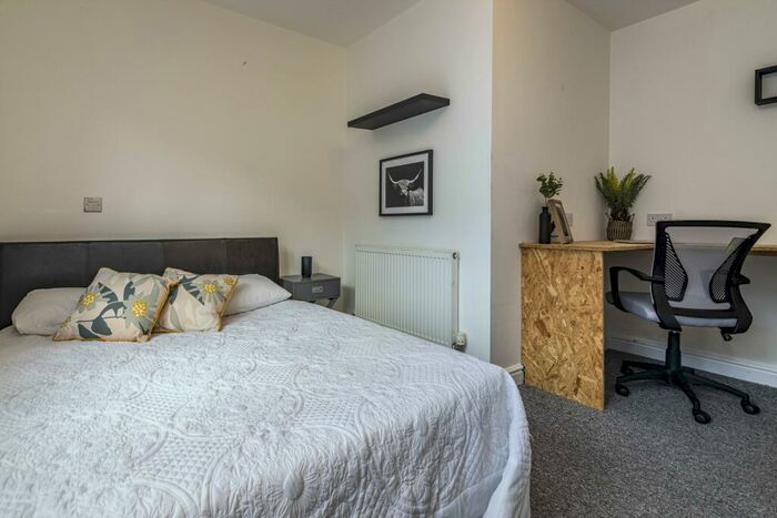 1 Bedroom Flat To Rent In Flat, The Rayner Building - Portland Street, Lincoln, LN5