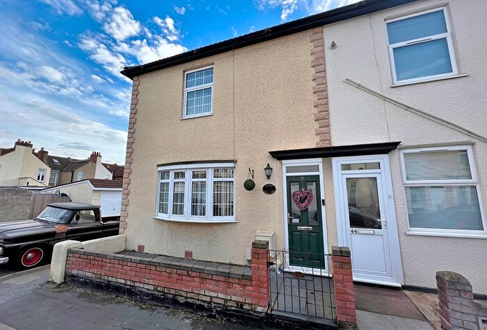 2 Bedroom End Terrace House For Sale In Freemantle Road, Gosport, PO12