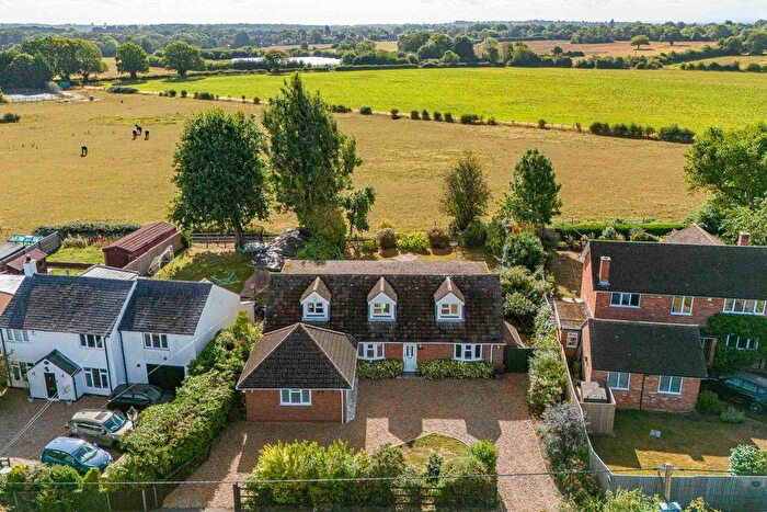 4 Bedroom Detached House For Sale In North Road, Widmer End, HP15