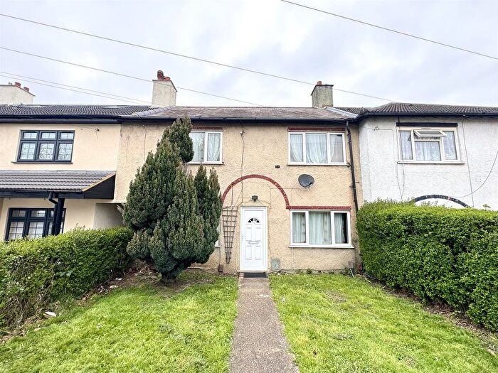 4 Bedroom Terraced House For Sale In Kensington Avenue, Thornton Heath, CR7