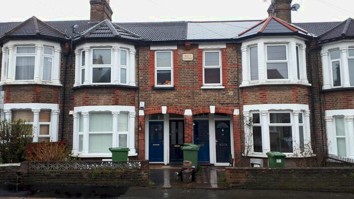 2 Bedroom Maisonette To Rent In Hawthorne Road, Bexleyheath, DA6