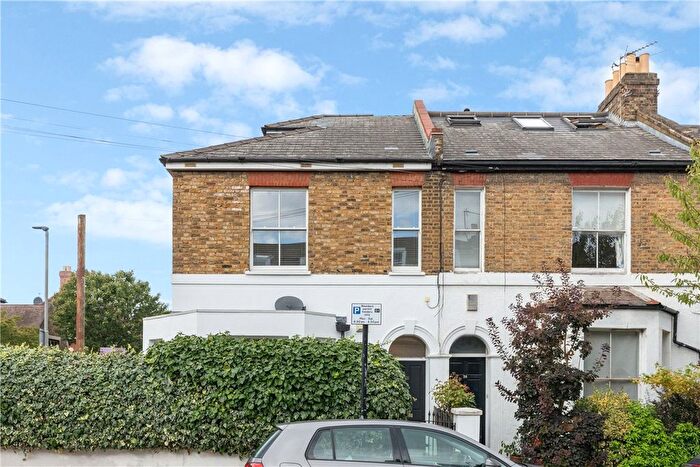 2 Bedroom Flat For Sale In Nottingham Road, Bellevue Village, London, SW17
