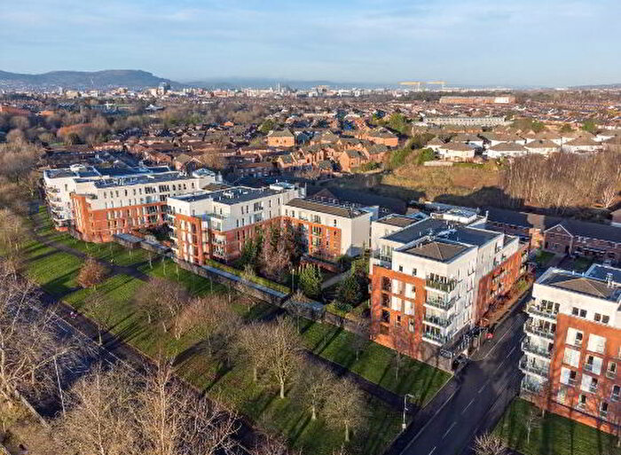 2 Bedroom 1st Floor Apartments For Sale In The Hull Building, Belfast, BT7