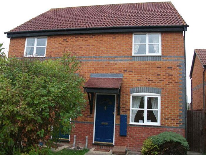 2 Bedroom Semi-Detached House To Rent In Bed Semi-detached, Ladygrove, OX11