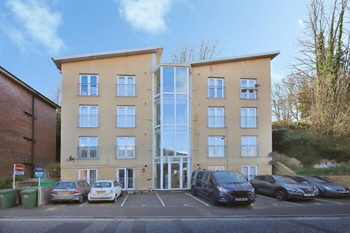 2 Bedroom Flat For Sale In Park Lane, Kidderminster, DY11