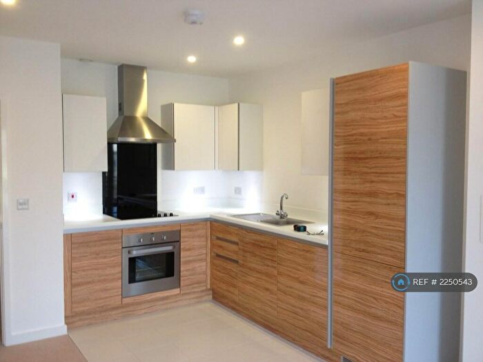 1 Bedroom Flat To Rent In Lear House, Mitcham, CR4