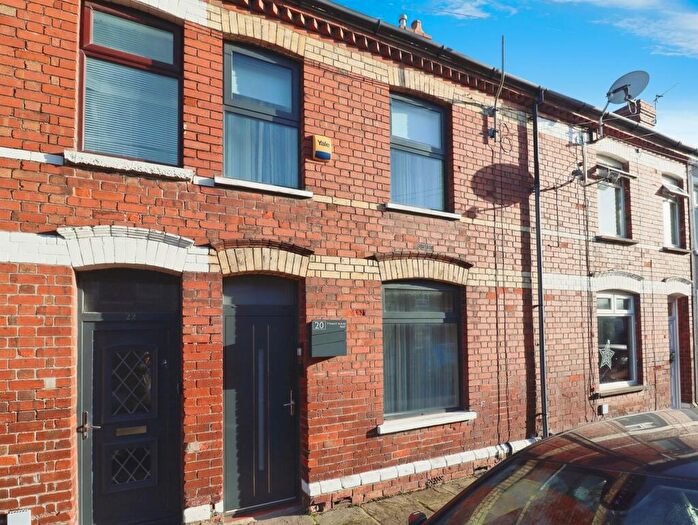 3 Bedroom Terraced House For Sale In Tynant Street, Cardiff, CF11