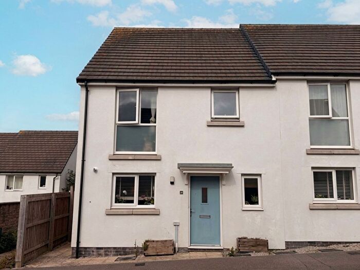 3 Bedroom Semi Detached House For Sale In Horwell Drive, Hayle, TR27