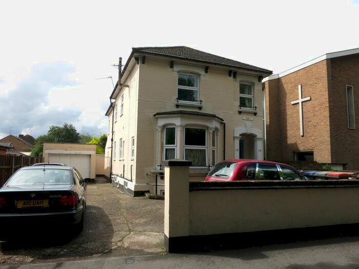 1 Bedroom Flat To Rent In Fairfield South, Kingston KT1