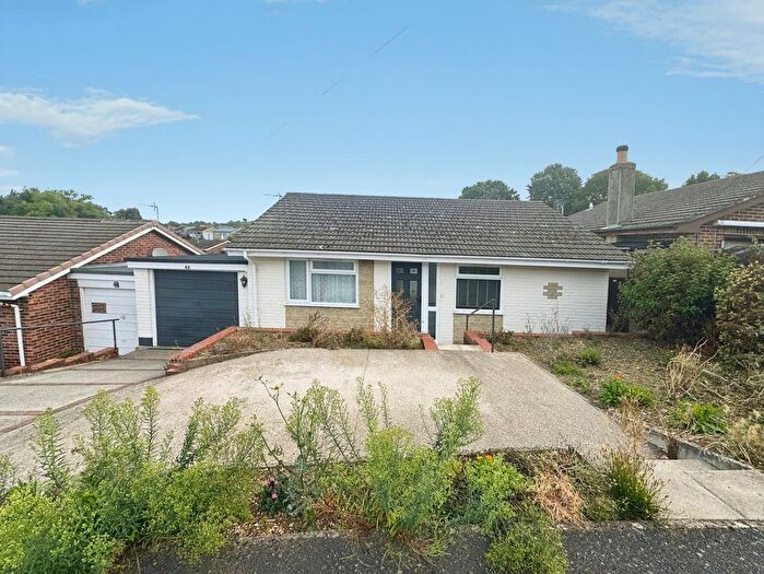 2 Bedroom Bungalow For Sale In Sylvan Avenue, East Cowes, Isle Of Wight, PO32