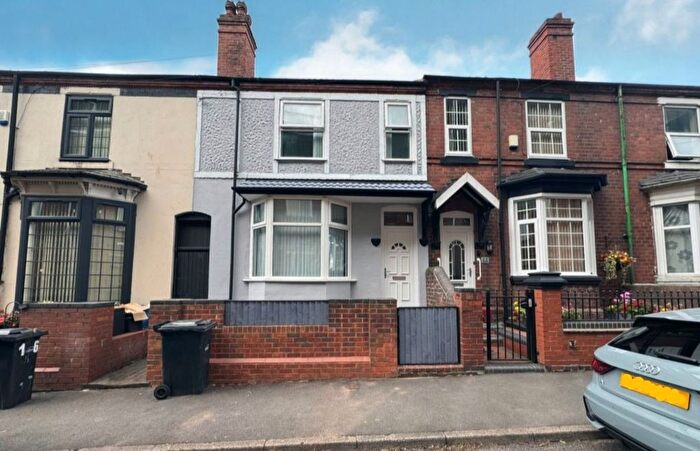 4 Bedroom Terraced House For Sale In Dudley, Blackacre Road, DY2