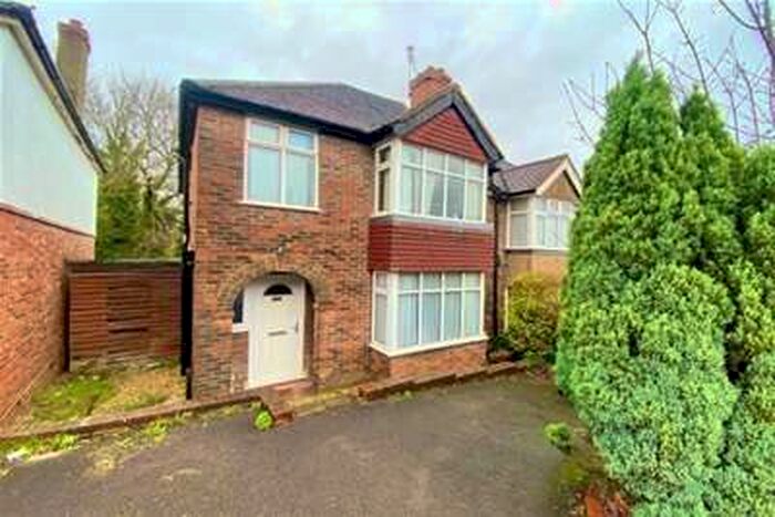 4 Bedroom House To Rent In Woodbridge Hill, Guildford, GU2