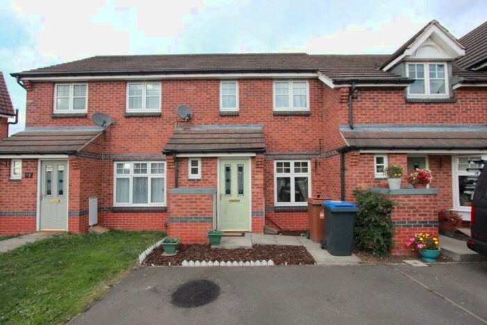 2 Bedroom Town House To Rent In Whitworth Avenue, Hinckley, LE10