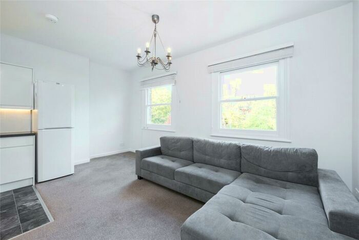 1 Bedroom Flat To Rent In Christchurch Hill, Hampstead, NW3