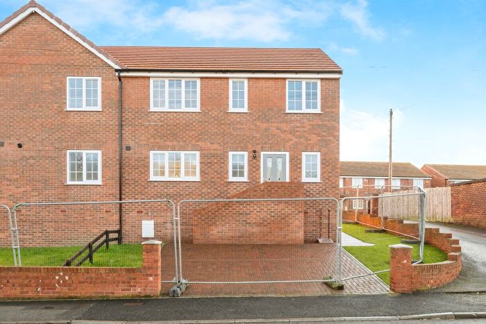 3 Bedroom Semi-Detached House For Sale In Burnside, Thurnscoe, Rotherham, S63