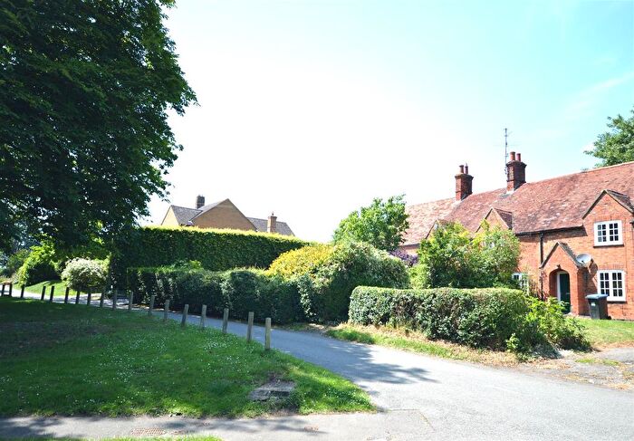 3 Bedroom Cottage To Rent In The Green, Great Brington, NN7