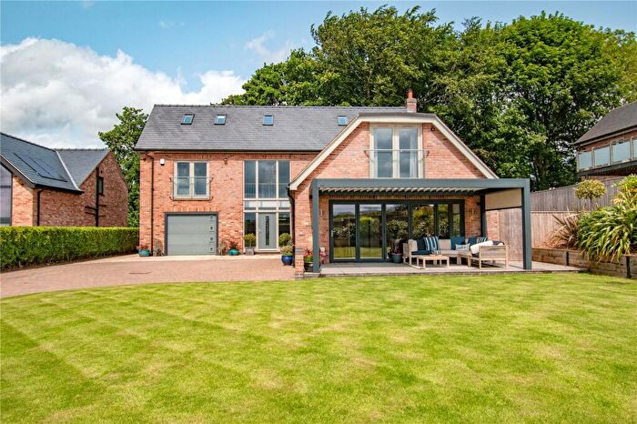 6 Bedroom Detached House For Sale In Whitegate Rise, Caistor, Lincolnshire, LN7