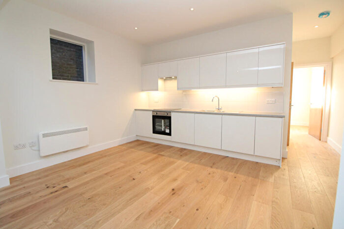 1 Bedroom Maisonette To Rent In Speranza Street, Plumstead, SE18