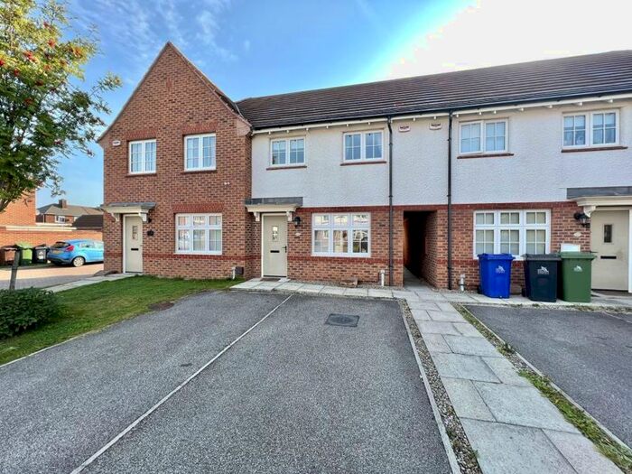 3 Bedroom Terraced House To Rent In Scartho Road, Grimsby, DN33