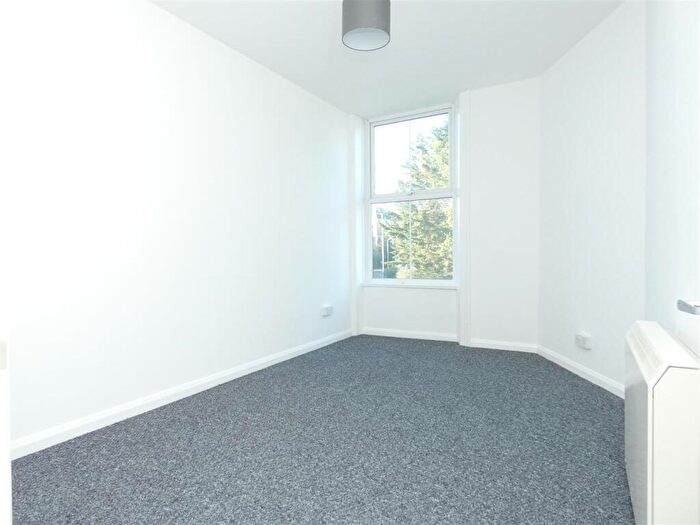 1 Bedroom Flat To Rent In Ramsgate Road, Broadstairs, CT10